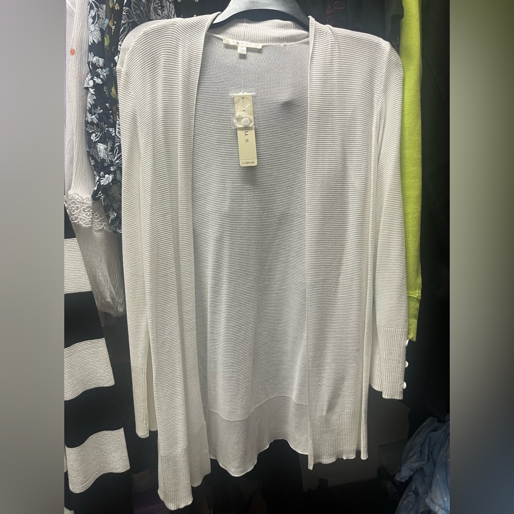 Women white sweater